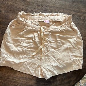 Pink Lily new light tan shorts